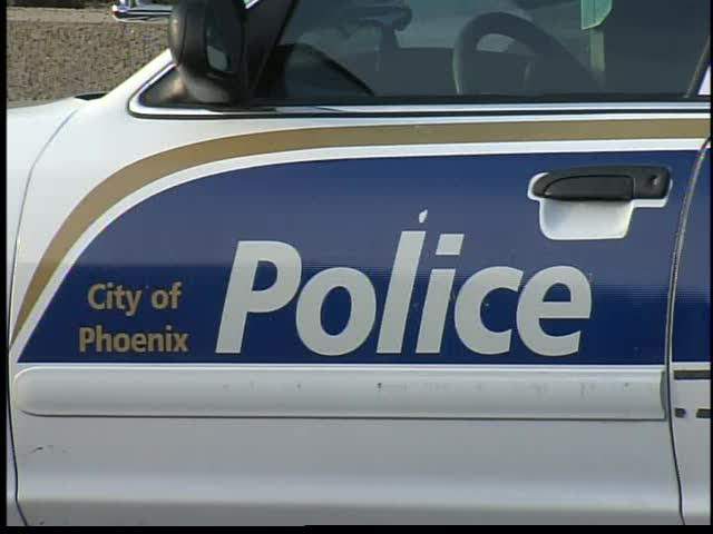 Teen arrested after shooting and killing a woman in car in Phoenix