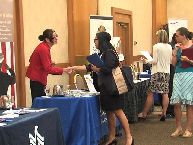 NOW HIRING: Fiserv, Paradise Valley Country Club, Goodwill Hiring Fest