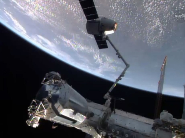 SpaceX Christmas delivery arrives at space station