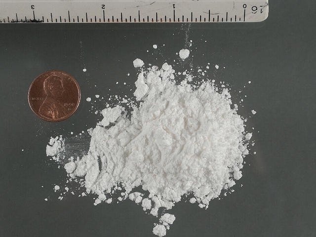 Cocaine-filled balloons pop on middle school playground, 2 students hospitalized