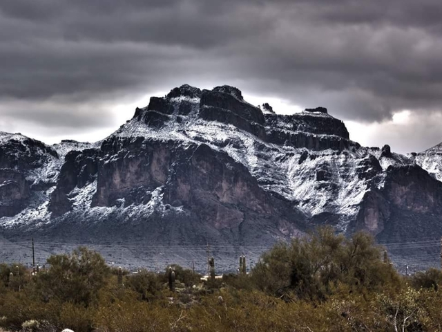 PCSO: Hiker dies on trail at Superstition Mountains