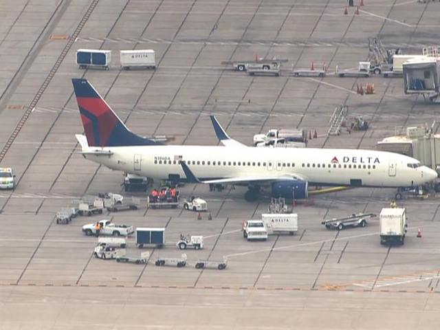 More flight delays, cancellations and complaints on airlines