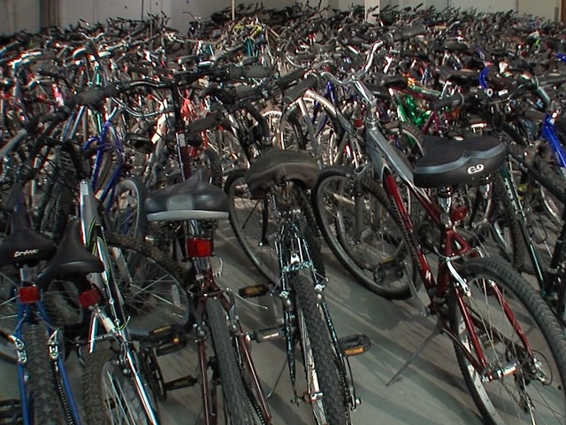 How you can make Christmas special for Arizona foster children