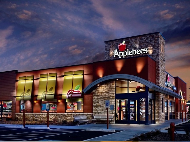 Applebee's offering $1 strawberry margaritas through end of August!