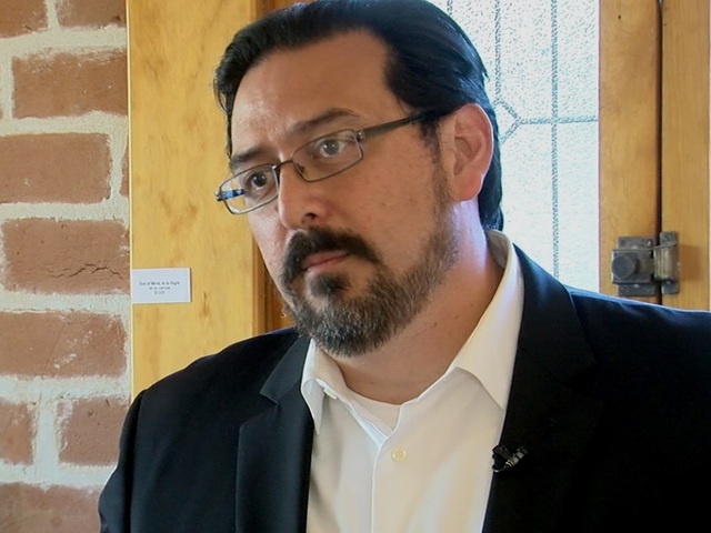 Adrian Fontes