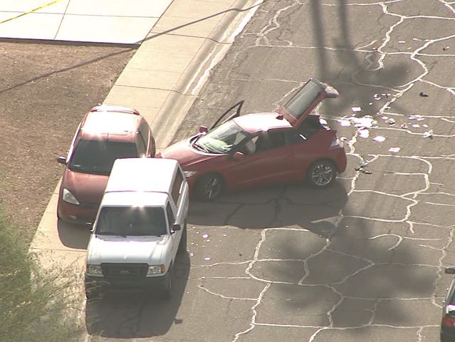 Tempe police identify suspect killed after stabbing officer