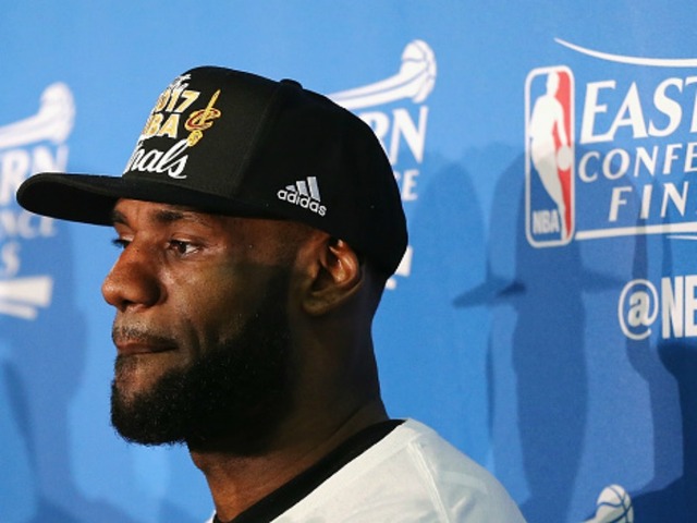 VIDEO: LeBron James responds after racial slur is painted at his home