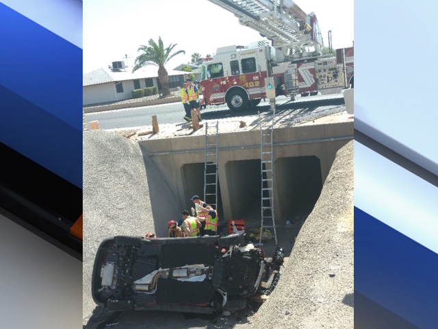 Woman hospitalized after crashing car into Sun City West canal