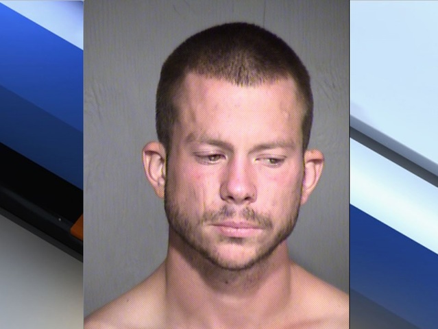 Police: N. Phoenix homeowner watches thief take clothes from clothesline