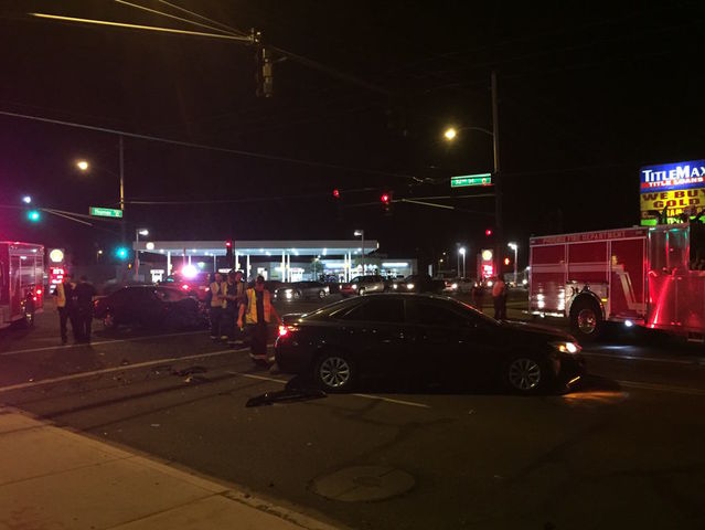 Phoenix firefighters: Four hurt, including two with serious injuries, after crash