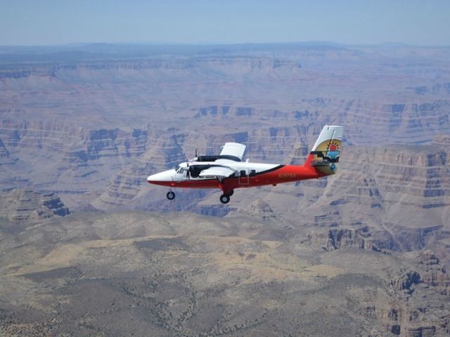 Tour company launches new flight tour to Antelope Canyon, Horseshoe Bend