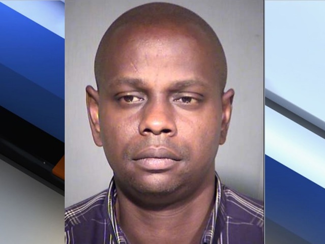 PD: Phoenix 'modeling photographer' gets too friendly with client
