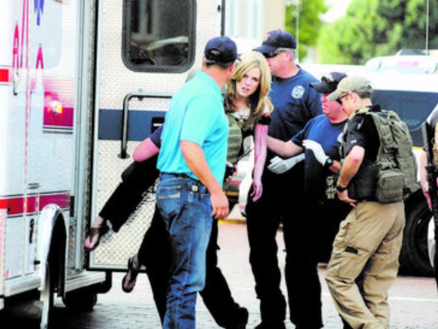 Official: 2 killed, 4 hurt in shooting at New Mexico library