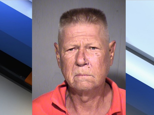 PD: Man and teen involved in north Phoenix golf club fight