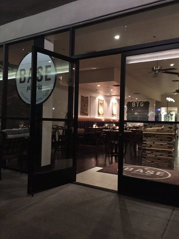 Where to get the best pizza in the Phoenix metro: see Yelp's top spots