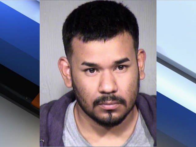 PD: Burglar caught when Phoenix delivery driver follows hunch