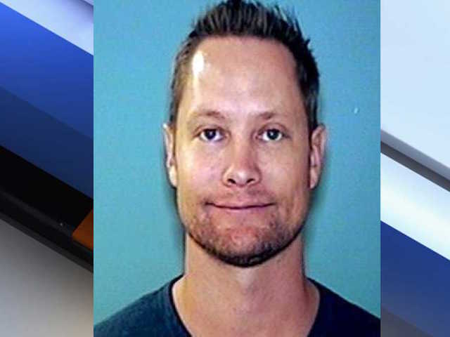Surgeon indicted for forging signature of Phoenix doctor to obtain opioids