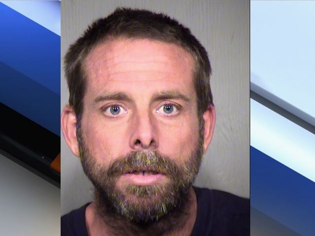 PD: Man in north Phoenix tries to light gas pumps on fire