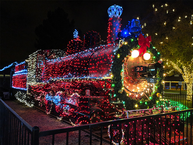 Holiday lights in Phoenix: Ride McCormick-Stillman Railroad Park train ...