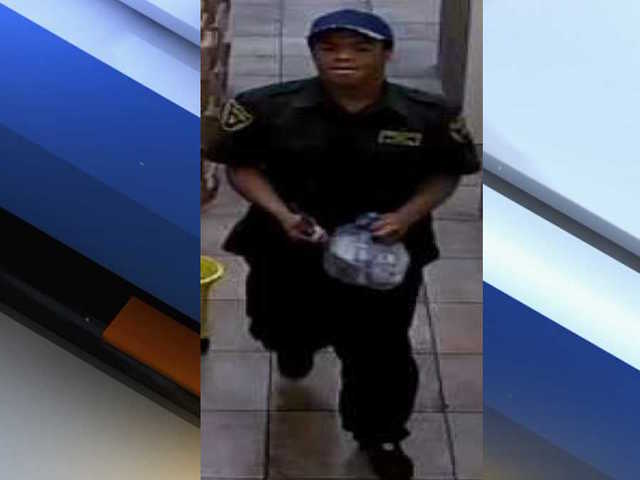 Police searching for man who stole from Circle K in Laveen