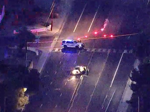 PD: Woman found injured along Glendale roadway