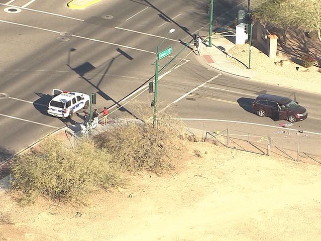 Pedestrian seriously injured in north Phoenix crash
