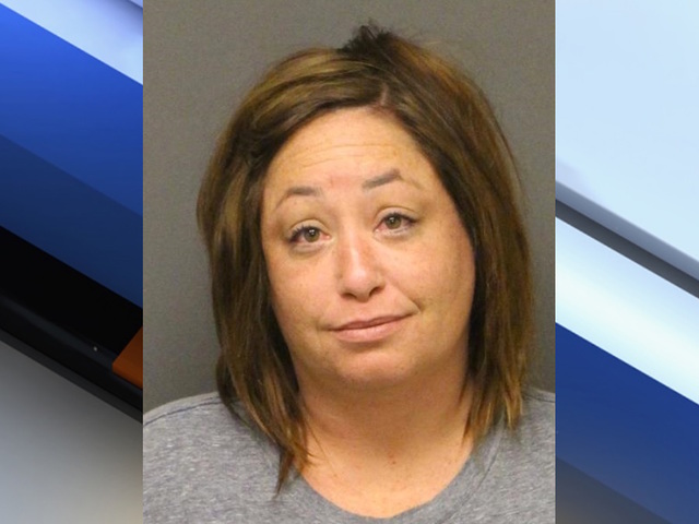 Mohave County Sheriff: 'Heavily intoxicated' mom wrecks car with 10-year-old daughter inside