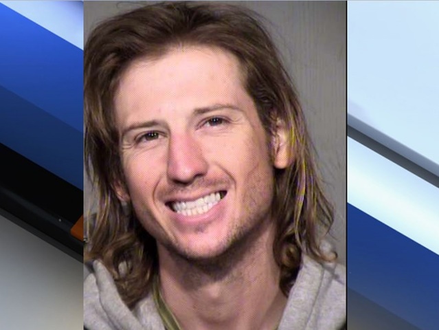 PD: 'Man on the run' steals food from north Phoenix church