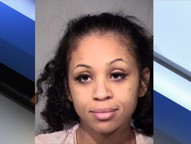 PD: Phoenix woman rams vehicle of other woman, threatens to return