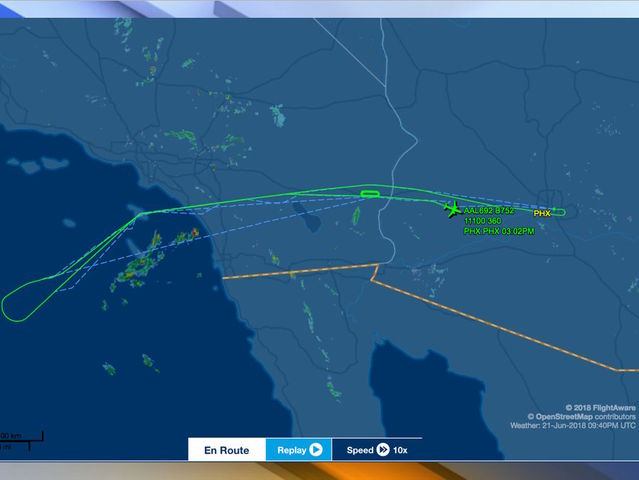 American Airlines flight from Phoenix to Hawaii forced to turn around