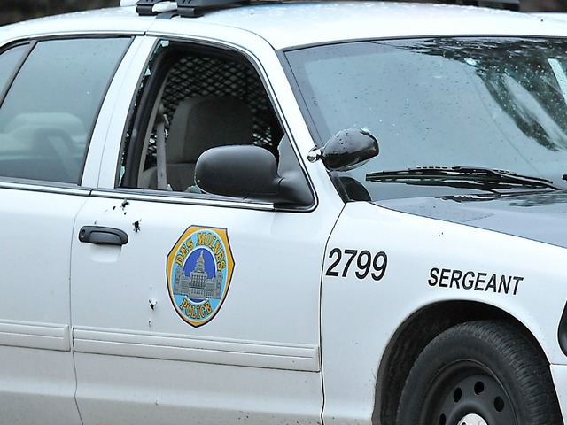 Police: Iowa football player drunkenly mistook police car for Uber