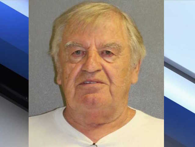 PD: Man tries to buy girl from mother at Florida Walmart