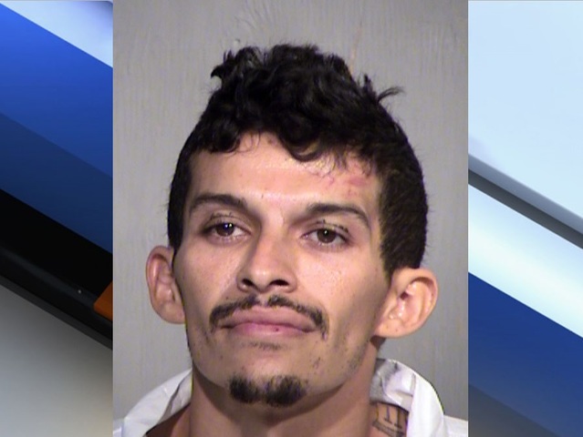 PD: Man armed with machete robs Tempe Circle K of cash, cigars and cigarettes