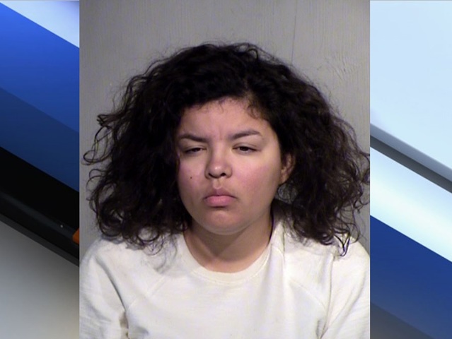 PD: Robber threatens Phoenix Five Guys restaurant with bomb