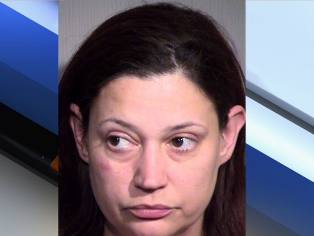 PD: Phoenix mom arrested for DUI with 2 children in car after crash