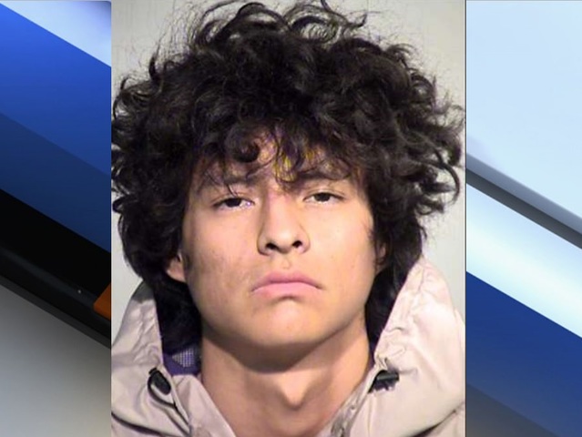 Man caught trying to break into Phoenix prison facility