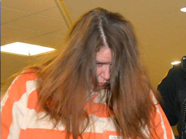 300-pound woman pleads guilty to bludgeoning, crushing boyfriend